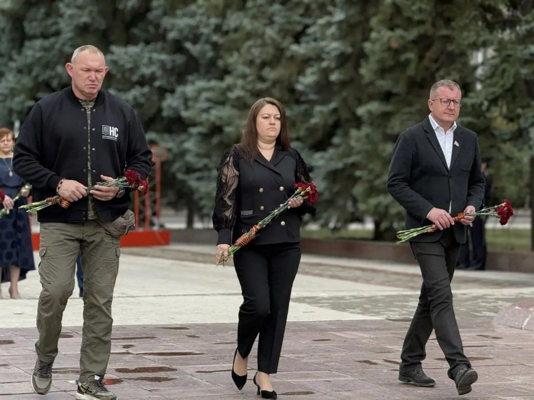 В Макеевке почтили память земляков, освободивших город от немецко-фашистских захватчиков