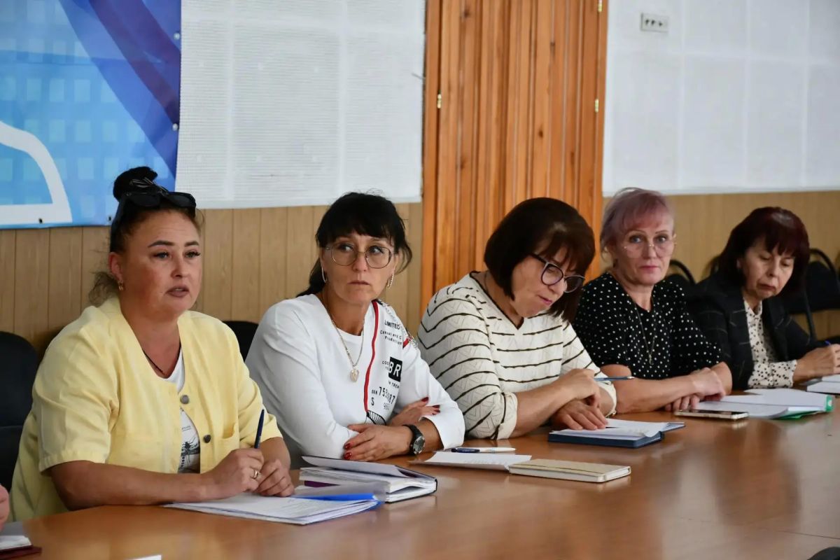 8 сентября, под председательством Главы муниципального образования городского округа Дебальцево Сергея Желновача прошло очередное заседание межведомственного муниципального штаба по вопросам социальной защиты на территории...