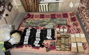 549 дронов, 2,5 тысячи детонаторов и $74 тысячи: у украинского военного на подконтрольной ВСУ территории ДНР нашли целый арсенал