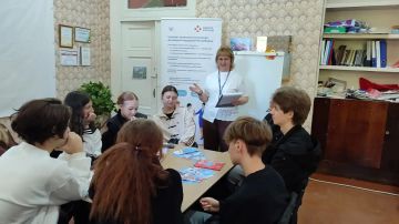 Специалисты Кадрового центра Ясиноватой организовали для студентов Ясиноватского строительного техникума транспортного строительства «Карьерную мастерскую для молодежи»
