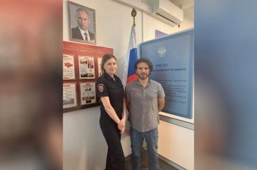 Иностранцу в ДНР помогли оформить разрешение на временное проживание
