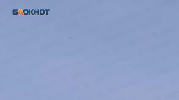 Над Донецком несколько минут назад