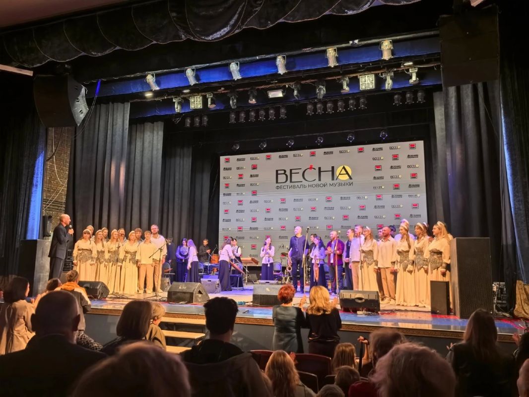 Артисты из ДНР выступили в Смоленске
