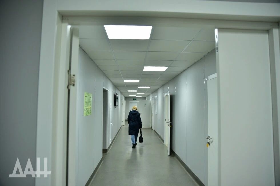 Более 400 объектов здравоохранения восстановили в исторических регионах с 2022