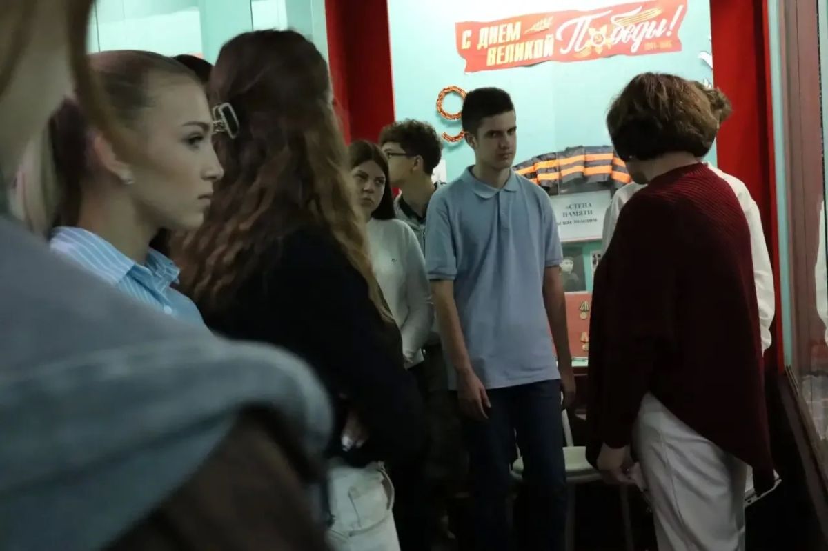 17 сентября в МБУ «Музей истории города Харцызска» для учащихся Харцызска были проведены уроки мужества, посвященные памяти погибших земляков на фронтах СВО