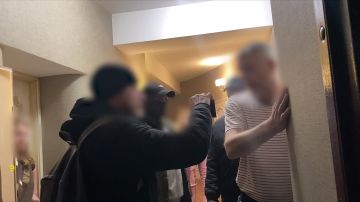 ФСБ России задержан житель г. Севастополя, подозреваемый в совершении государственной измены Федеральной службой безопасности Российской Федерации на территории Московского региона задержан житель г. Севастополя, гражданин...