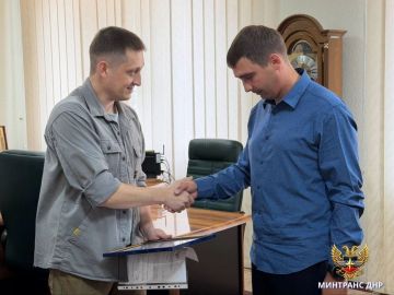 На решение было всего несколько секунд: в Донецке водитель автобуса вывез пассажиров из-под обстрела