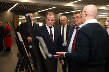 Аркадий Гостев, поблагодарив организаторов выставки, в том числе отметил вклад ведомства в достижение целей специальной военной операции и значимость мероприятий Службы по поддержке ветеранов боевых действий