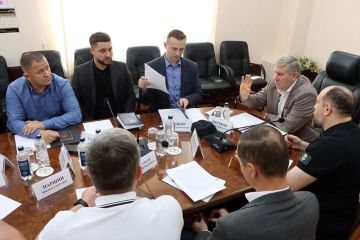 Председатель Правительства ДНР Андрей Чертков провел рабочую встречу с представителями угольных предприятий по ситуации на обогатительной фабрике «Красная звезда»