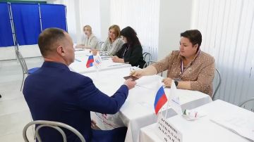 На выборах депутатов Государственной Думы России проголосовал первый заместитель секретаря Донецкого реготделения Единой России Сергей Прокопенко