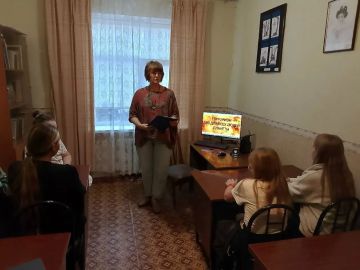 17 сентября была проведена беседа с обучающимися художественного отделения Харцызской детской школы искусств на тему «Терроризм – зло для всех людей планеты»