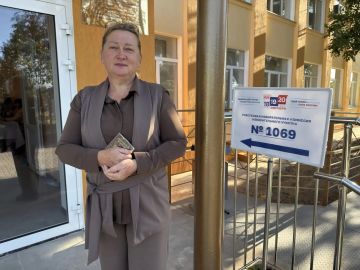 Заведующий Александровским территориальным сектором Галина Иванченко выполнила свой гражданский долг — проголосовала на выборах депутатов Госдумы РФ