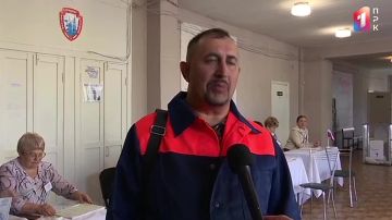 «За стабильность, развитие и лучшую жизнь наших детей!» – отдаёт свой голос за надёжное будущее сотрудник Торезского МБУ «Благоустройство»
