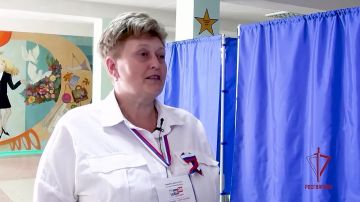 В ДНР росгвардейцы приняли участие в голосовании