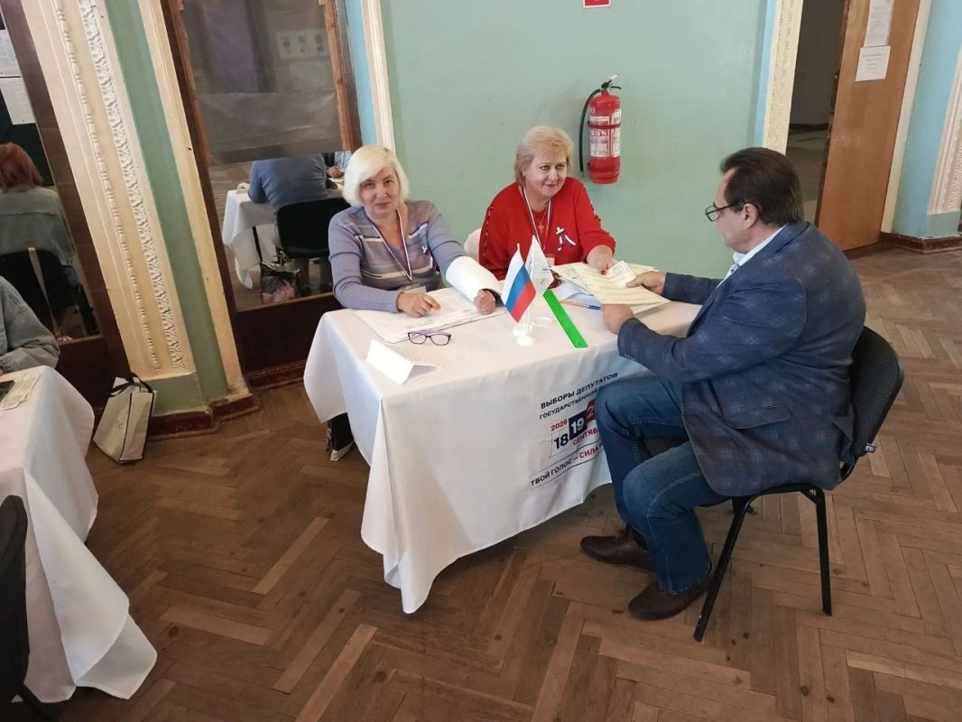 Заместитель руководителя Управы Александр Дёмин принял участие в голосовании на выборах в Государственную думу Российской Федерации