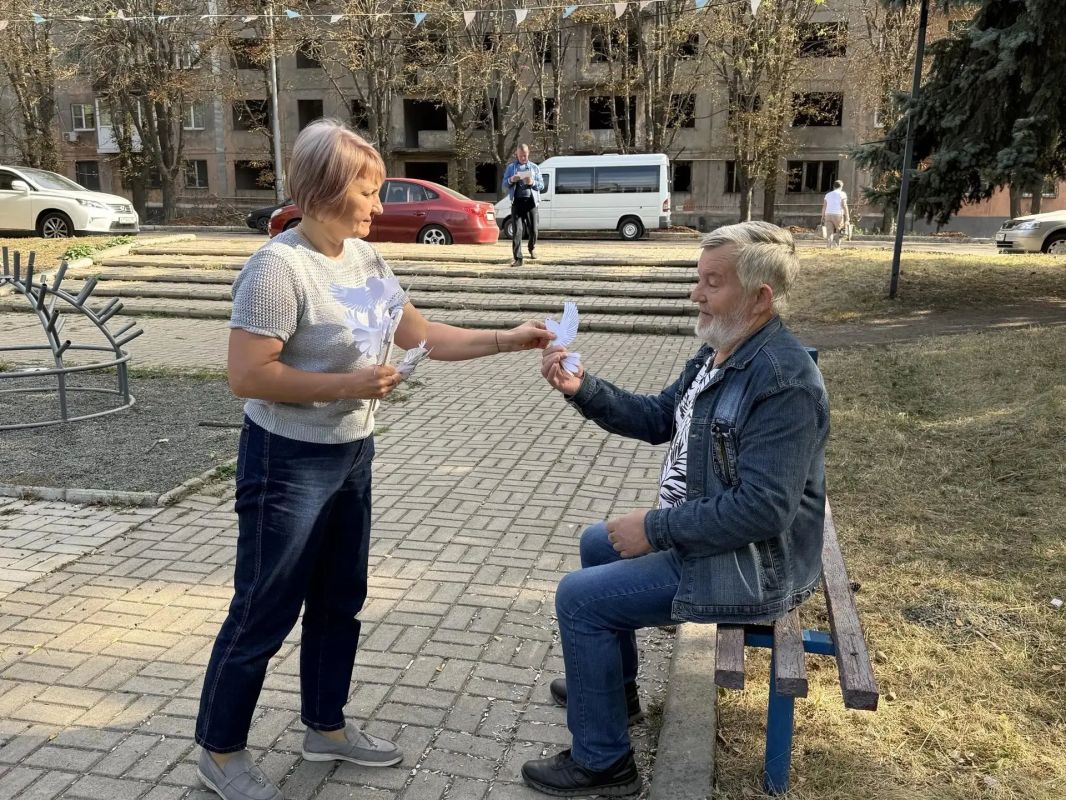 В Советском внутригородском районе городского округа Макеевка состоялась акция «За мир»