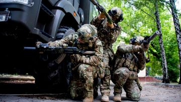 Теракт на избирательном участке предотвратили в Донецке