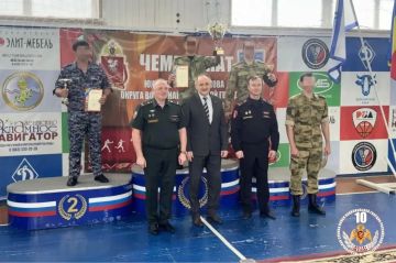 Росгвардейцы из ДНР — чемпионы Южного округа по плаванию