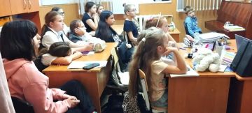 Юным мариупольцам напомнили об их правах и обязанностях