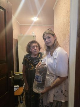 В рамках акции «Молодёжь не оставит в беде» доброслужащие администрации городского округа Горловка Донецкой Народной Республики совместно с представителями некоммерческих организаций города и при поддержке Горловской и...