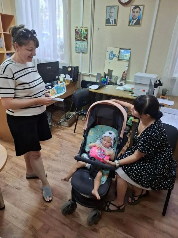 «Круглый стол» для молодых мам прошел в Харцызске