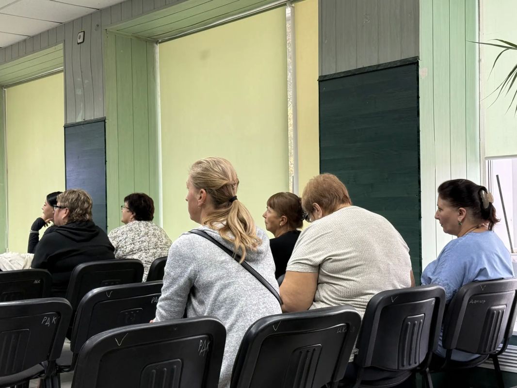 Встреча с жителями Мангушского округа