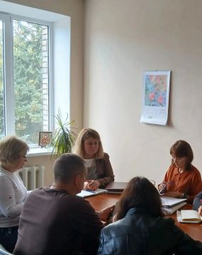 Сегодня заместитель главы администрации округа Каролина Лисовенко провела заседание комиссии по вопросам предоставления в аренду (субаренду) имущества, находящегося в собственности Ясиноватского муниципального округа...