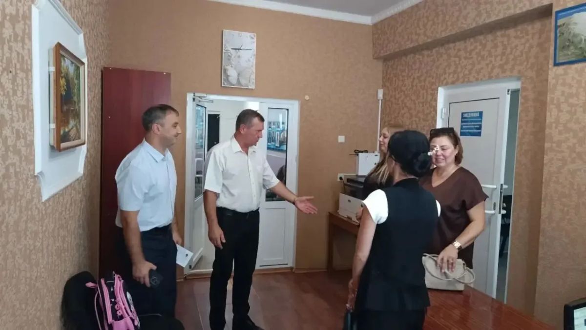 В селе Урзуф прошла встреча с жителями