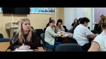 Игорь Лызов: По поручению Главы ДНР Дениса Пушилина, в рамках реализации нацпроекта «Молодежь и дети» в Амвросиевке работает муниципальный координационный совет «Движение первых»