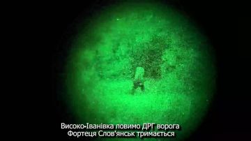 Владимир Разин: Пока украинские "мониторинговые" каналы рассказывают, что на Славянском направлении у ВСУ все хорошо, другие каналы выкладывают нарезки видео от боевиков