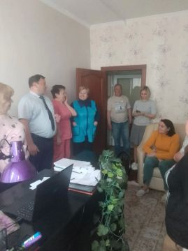 Начальник Управления образования Администрации городского округа Харцызск Николай Осипов провел встречу с трудовым коллективом ГБДОУ «Детский сад № 23 г.о. Харцызск»