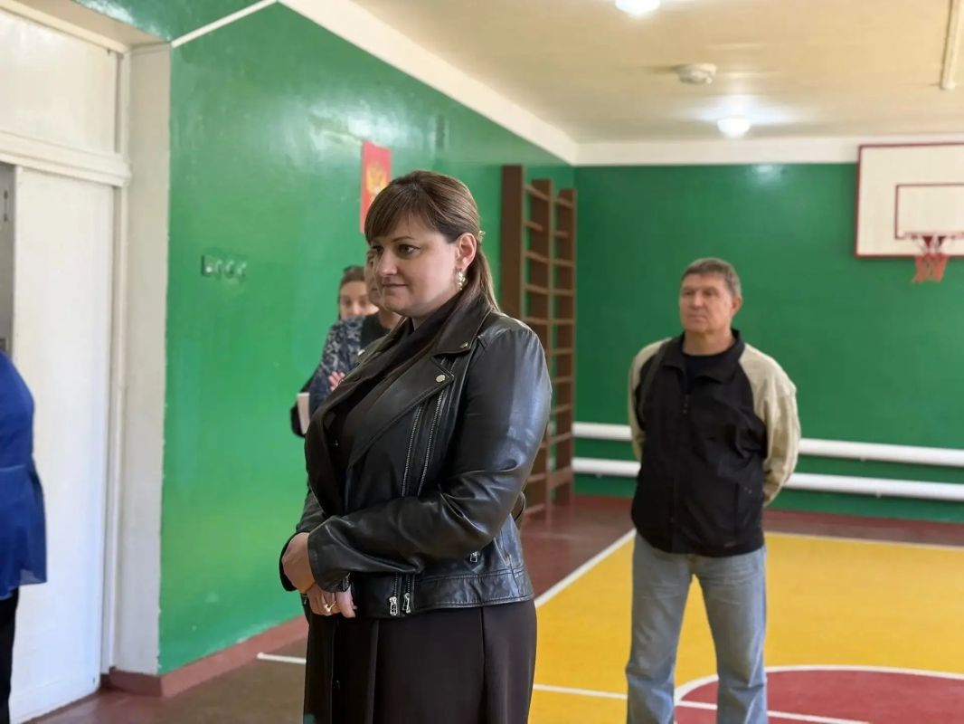 Пообщалась с жителями квартала Металлург