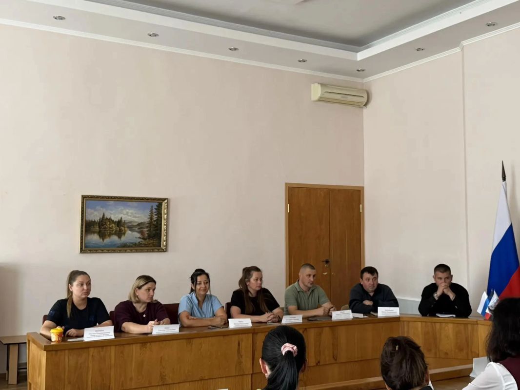 24 сентября состоялось заседание комиссии по делам несовершеннолетних и защите их прав
