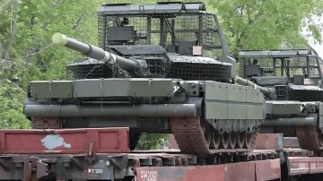Поляки внезапно прозрели и сообщили, что танки у России никуда не делись, и эту технику становится всё сложнее поражать