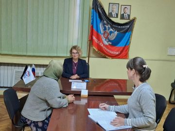 В Шахтерске провели прием граждан в общественной приемной Единой России