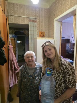 В рамках акции «Молодёжь не оставит в беде» доброслужащие администрации городского округа Горловка Донецкой Народной Республики совместно с представителями некоммерческих организаций города и при поддержке Горловской и...