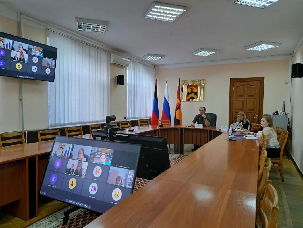 Александр Шатов: В Шахтерском округе провели первое заседание Штаба по вопросам социальной защиты