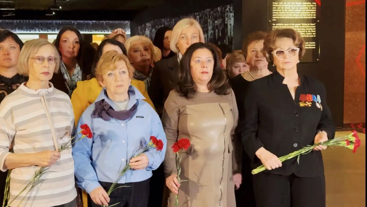 Сегодня в Музее Победы на Поклонной горе продолжает работу Съезд Союза женщин России «В единстве — наша сила и залог успеха!»