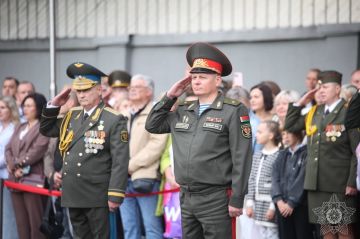 Александр Лукашенко назначил замминистра обороны Белоруссии Владимира Белого новым начальником Генштаба ВС республики, сообщает "Пул первого"