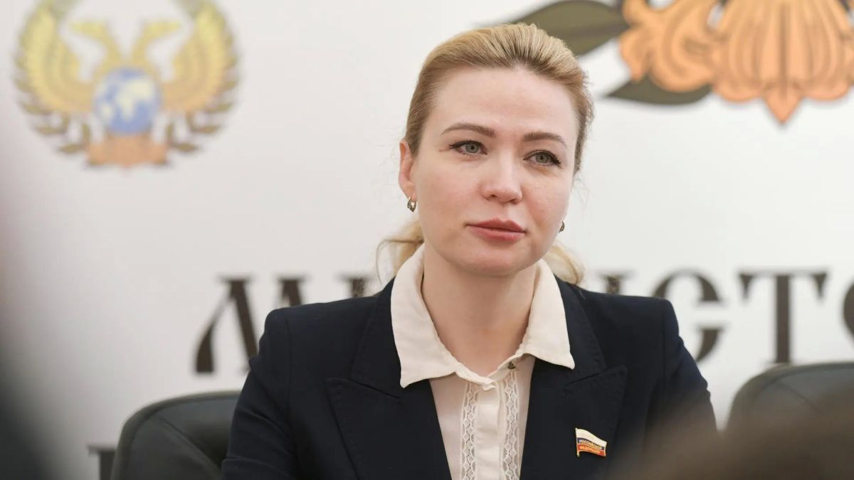 Константин Кузьмин: Сегодня день рождения празднует сенатор от Донецкой Народной Республики Наталья Юрьевна Никонорова!