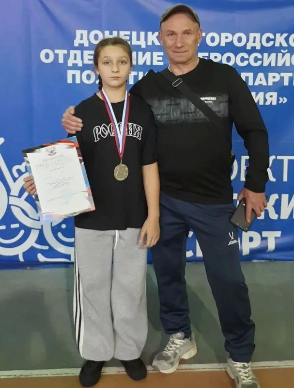 Юные спортсмены Ждановки показали отличные результаты на турнире по вольной борьбе