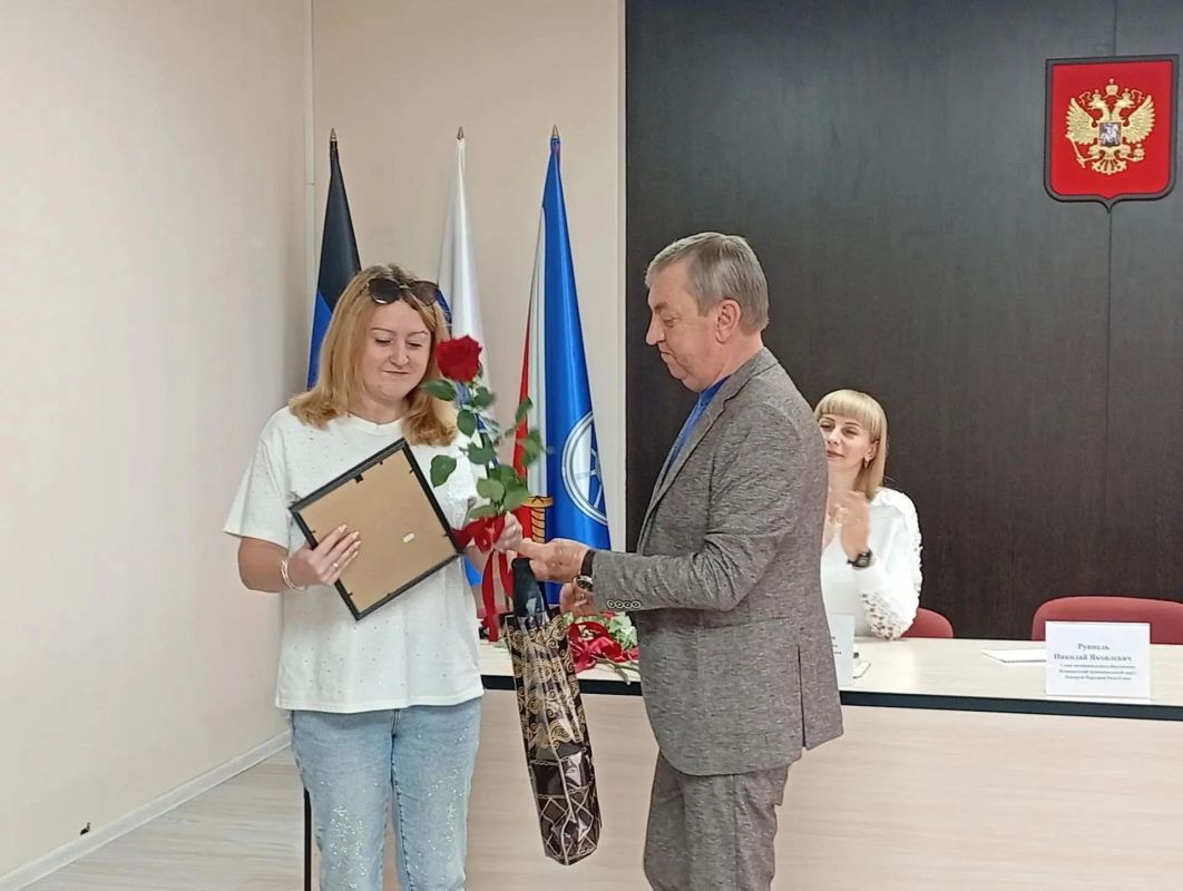 Николай Руппель: Поздравил с профессиональным праздником машиностроителей Ясиноватой