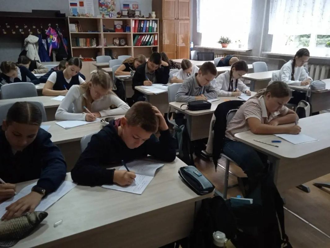 ПРОФОРИНТАЦИЯ. Курс занятий «Россия – мои горизонты» прошёл в школах г. Моспино
