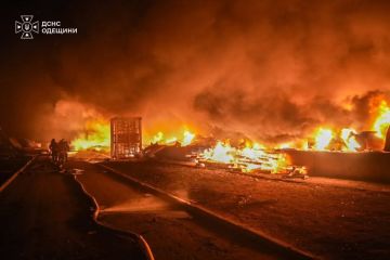 В Киеве ночью были поражены депо станции «Киев-Пассажирский», дата- и бизнес-центры, — Зеленский
