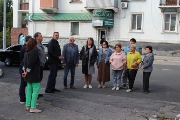 Сегодня, 29 сентября, депутат Макеевского городского совета Тарас Сидоренко провел встречу по адресу: г.о. Макеевка, г. Макеевка, ул. Ленина 52/16 , по поручению Главы ДНР Дениса Пушилина