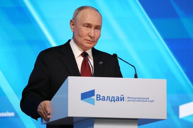 Путин: Украина контролирует примерно 11% территории ДНР
