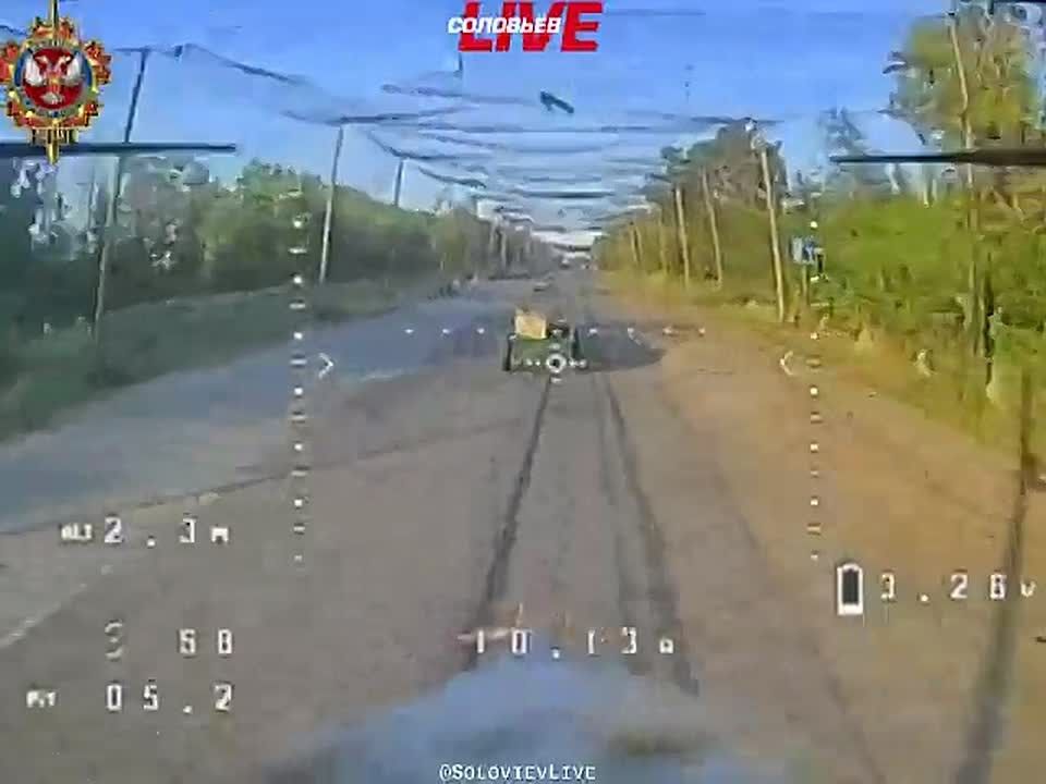 Разведчики гвардейского ордена Республики отдельного батальона специального назначения «Охотник» обнаружили робота-доставщика ВСУ, который вез груз на позиции