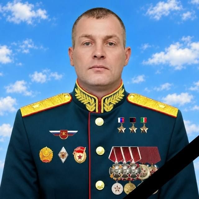 ПУТИН ГОВОРИЛ О НЁМ: «ВОЮЕТ БЛЕСТЯЩЕ»
