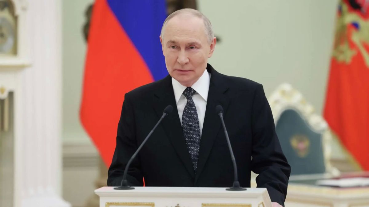 Константин Кузьмин: Сегодня день рождения отмечает Президент Российской Федерации Владимир Владимирович Путин!