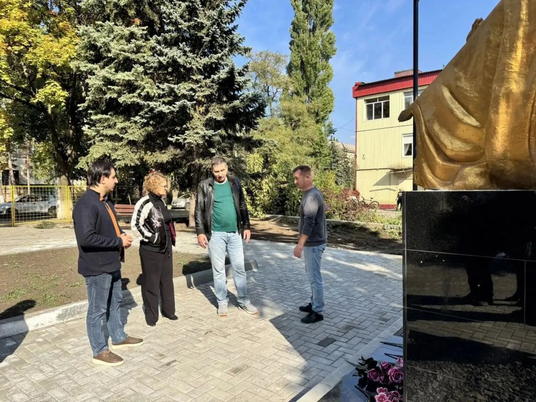 Александр Шатов: В Ждановке активно реализуется проект по созданию Аллеи памяти Героев